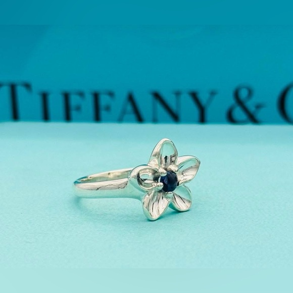 Tiffany & Co. Sterling Silver Iolite Vintage Flower Ring - Picture 3 of 9